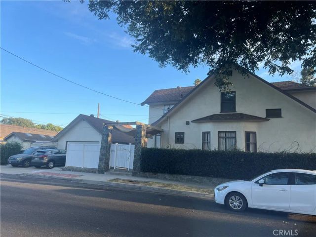 807 N Gibbs, Pomona, CA 91767