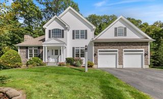 13 Hastings Circle, Methuen, MA 01844
