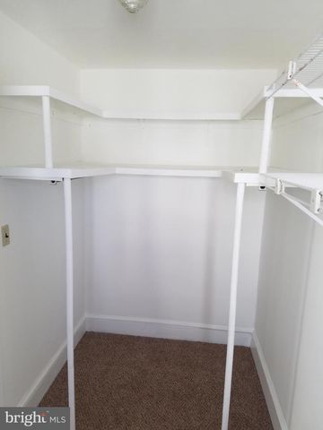 649 BORDENTOWN RD, Burlington, NJ 08016