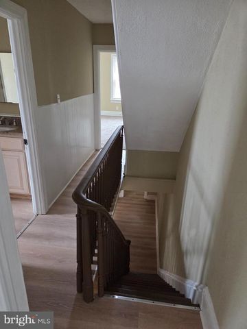 649 BORDENTOWN RD, Burlington, NJ 08016