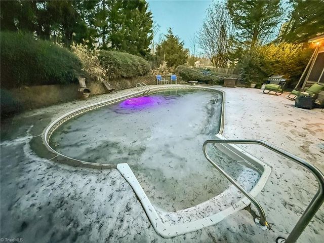 5715 Bayleaf Lane, Greensboro, NC 27455