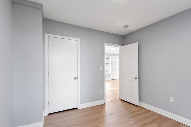 24 Greenwood St, Gardner, MA 01440