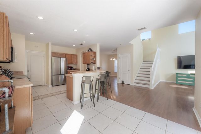 7808 CARRIAGE POINTE DRIVE, Gibsonton, FL 33534