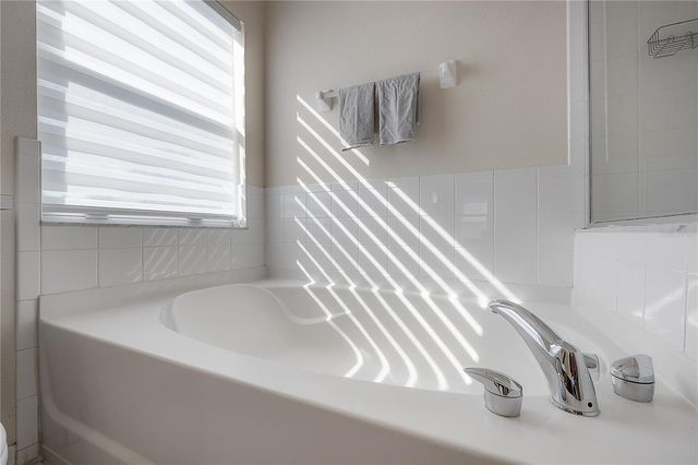 7808 CARRIAGE POINTE DRIVE, Gibsonton, FL 33534