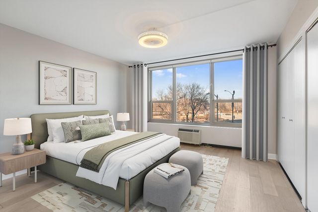 1550 N Lake Shore Drive 2A, Chicago, IL 60610