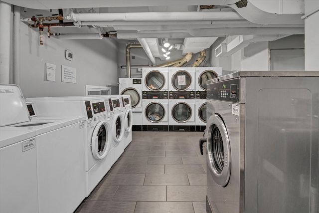 1550 N Lake Shore Drive 2A, Chicago, IL 60610