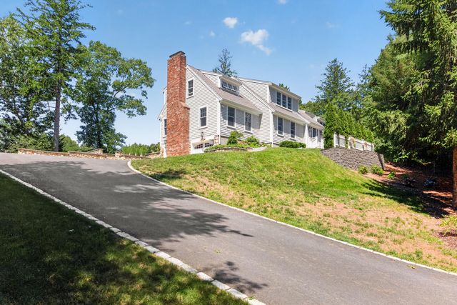 11 Long Hill Drive, East Sandwich, MA 02537
