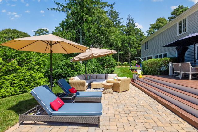 11 Long Hill Drive, East Sandwich, MA 02537