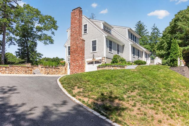 11 Long Hill Drive, East Sandwich, MA 02537