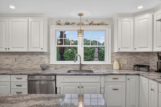 11 Long Hill Drive, East Sandwich, MA 02537