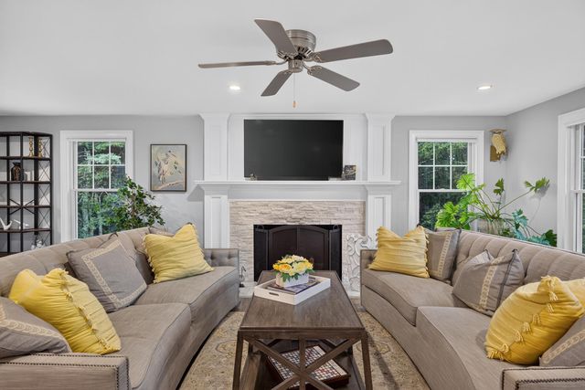 11 Long Hill Drive, East Sandwich, MA 02537