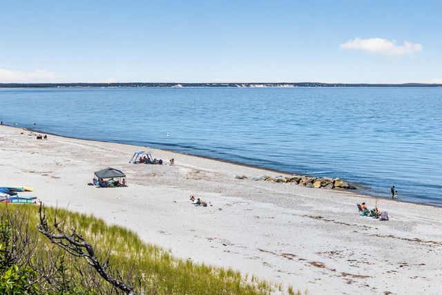 11 Long Hill Drive, East Sandwich, MA 02537