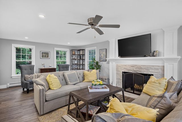 11 Long Hill Drive, East Sandwich, MA 02537