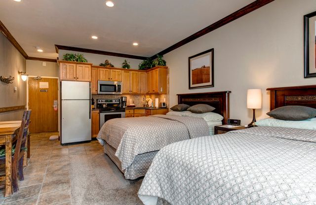 2245 SIDEWINDER DR #508, Park City, UT 84060