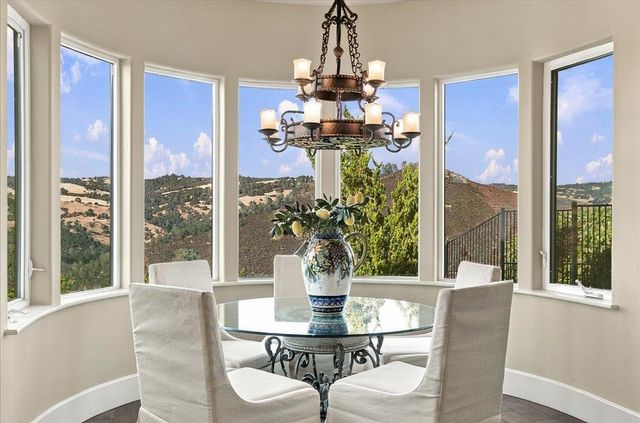 137 Opus One Ct, El Dorado Hills, CA 95762
