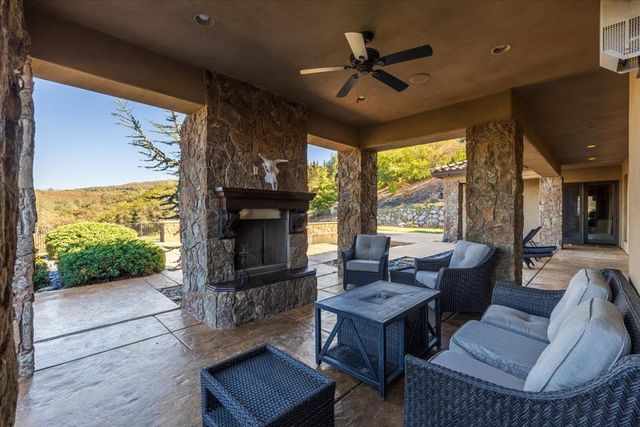 137 Opus One Ct, El Dorado Hills, CA 95762