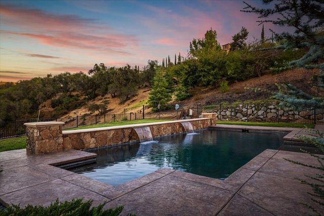 137 Opus One Ct, El Dorado Hills, CA 95762