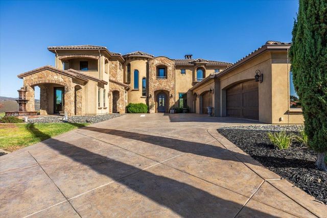 137 Opus One Ct, El Dorado Hills, CA 95762