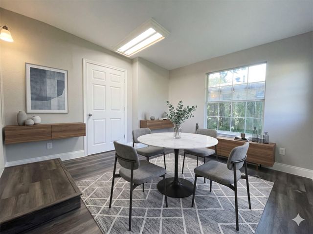 2004 Maple ST, Georgetown, TX 78626