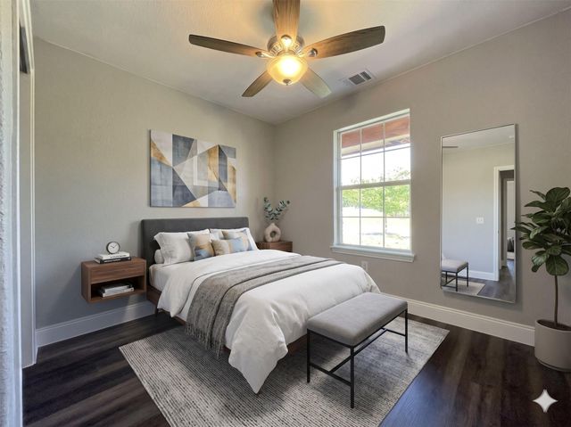 2004 Maple ST, Georgetown, TX 78626