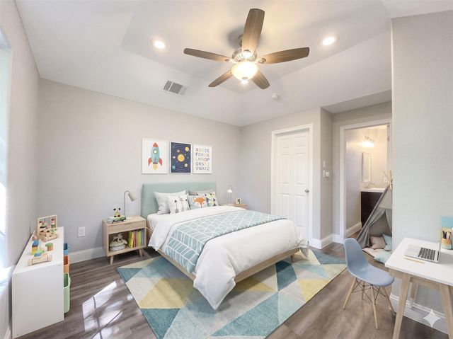 2004 Maple ST, Georgetown, TX 78626