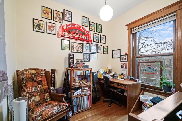 1336 W Cornelia Avenue 2, Chicago, IL 60657