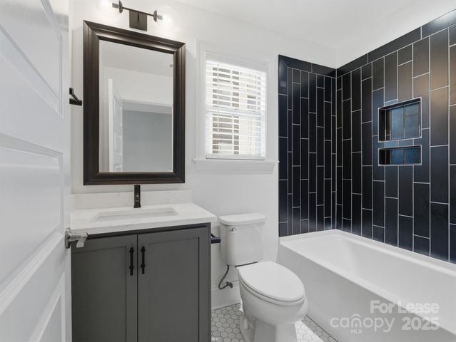 1511 Landis Avenue, Charlotte, NC 28205