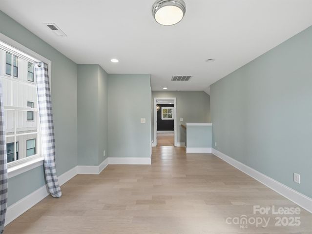 1511 Landis Avenue, Charlotte, NC 28205