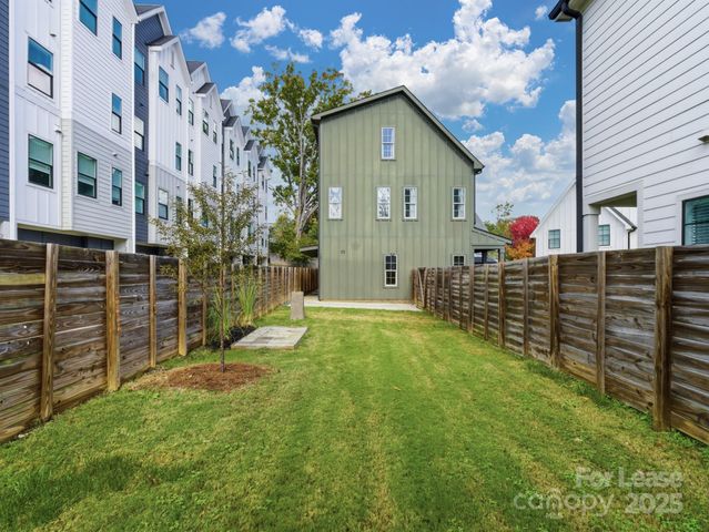 1511 Landis Avenue, Charlotte, NC 28205