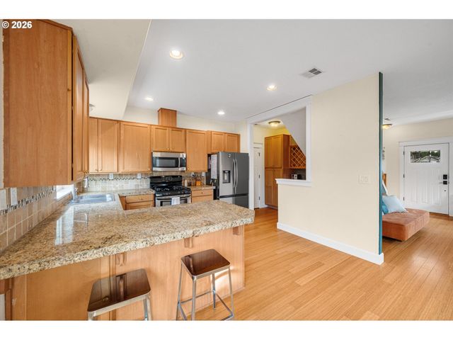 6507 Ne 7TH Ave, Portland, OR 97211