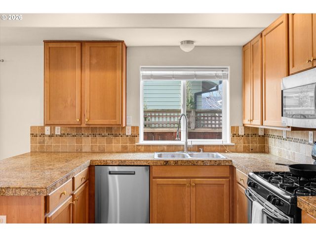 6507 Ne 7TH Ave, Portland, OR 97211