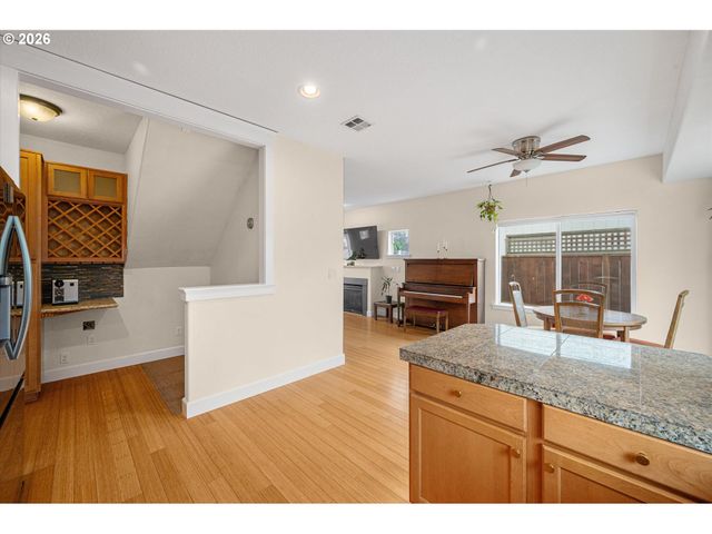 6507 Ne 7TH Ave, Portland, OR 97211