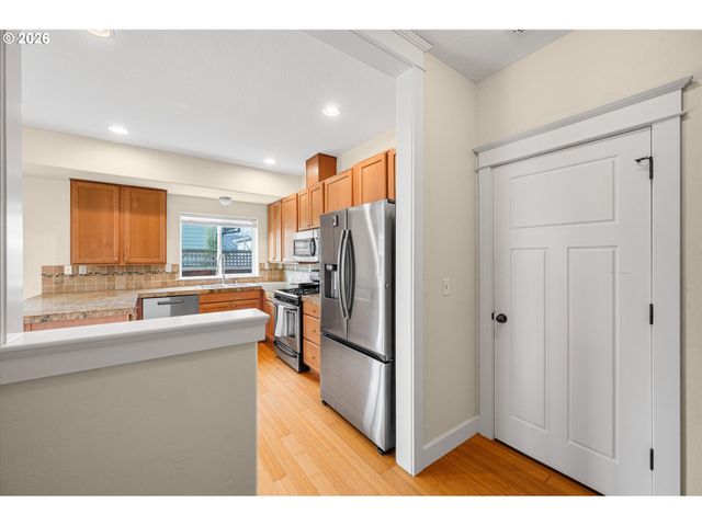 6507 Ne 7TH Ave, Portland, OR 97211