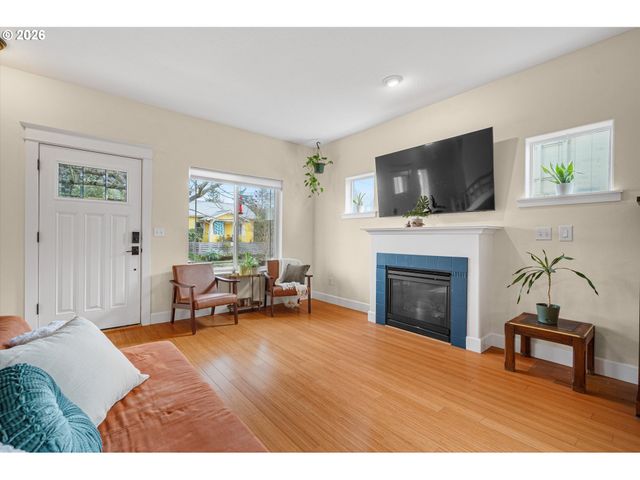 6507 Ne 7TH Ave, Portland, OR 97211