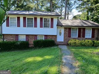 6557 Wendell Circle, Morrow, GA 30260