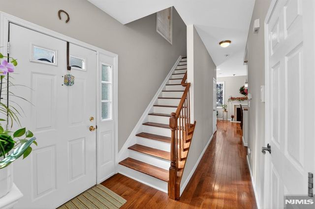 215 Barringer Drive 2088, Nutley, NJ 07110