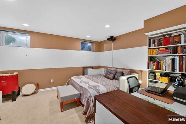 215 Barringer Drive 2088, Nutley, NJ 07110