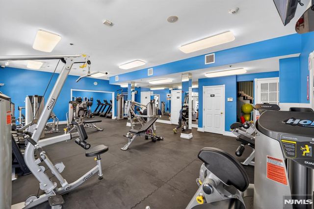 215 Barringer Drive 2088, Nutley, NJ 07110