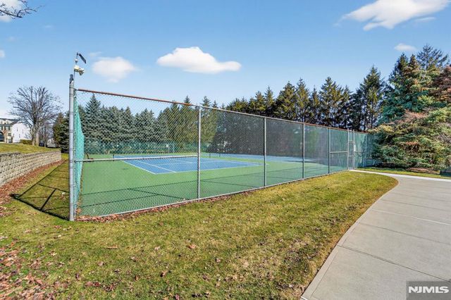 215 Barringer Drive 2088, Nutley, NJ 07110