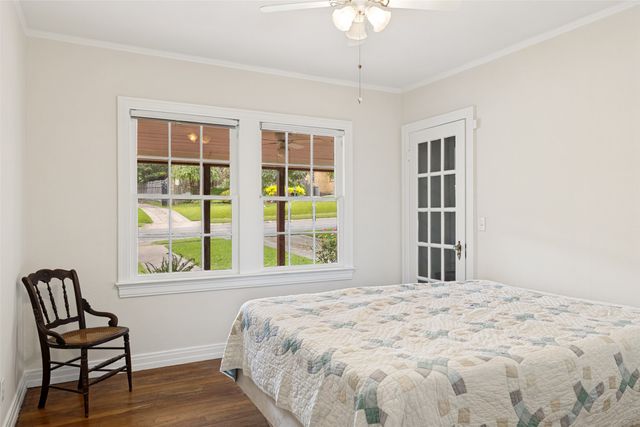 7011 Hammond Avenue, Dallas, TX 75223