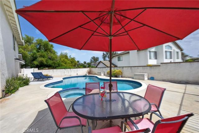 41339 Yuba, Temecula, CA 92591