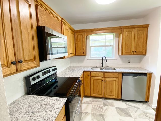 501 Red Springs Avenue, Mt Pleasant, TX 75455