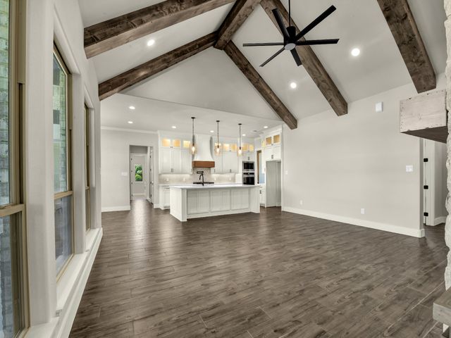 124 Desperado Way, Weatherford, TX 76088