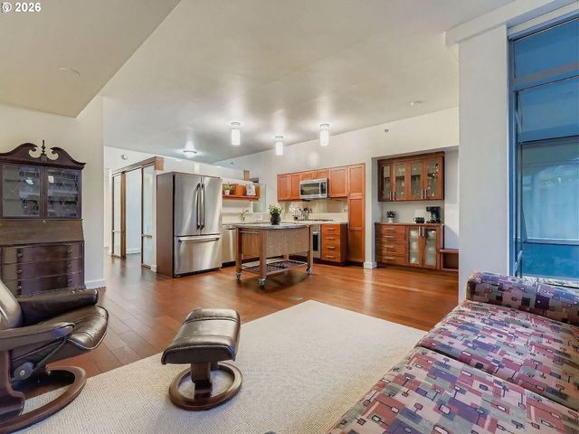 3601 S RIVER Pkwy 429, Portland, OR 97239