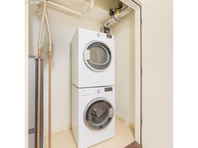 3601 S RIVER Pkwy 429, Portland, OR 97239