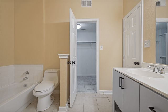 1383 Mimosa Lane, Lewisville, TX 75077