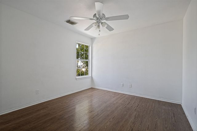 1383 Mimosa Lane, Lewisville, TX 75077