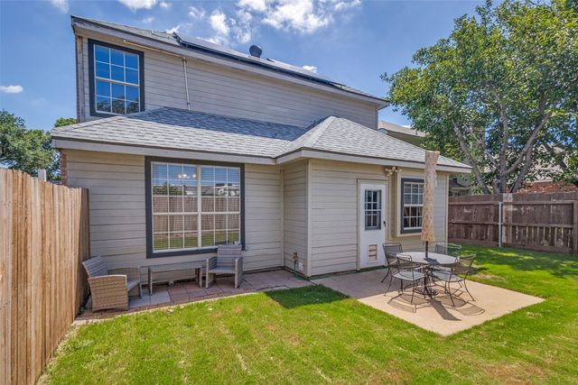 1383 Mimosa Lane, Lewisville, TX 75077