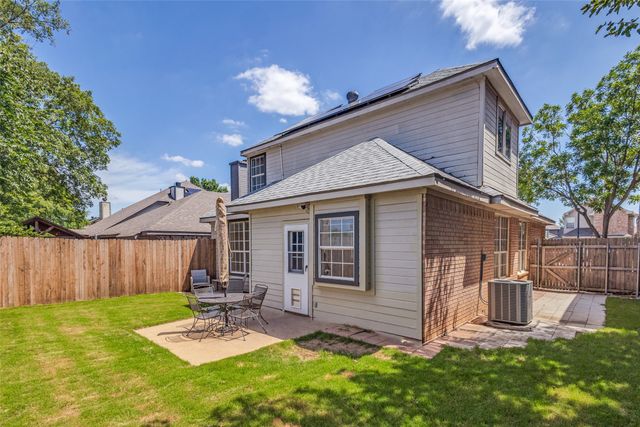 1383 Mimosa Lane, Lewisville, TX 75077