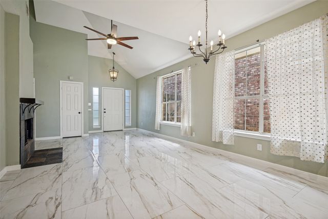 1383 Mimosa Lane, Lewisville, TX 75077